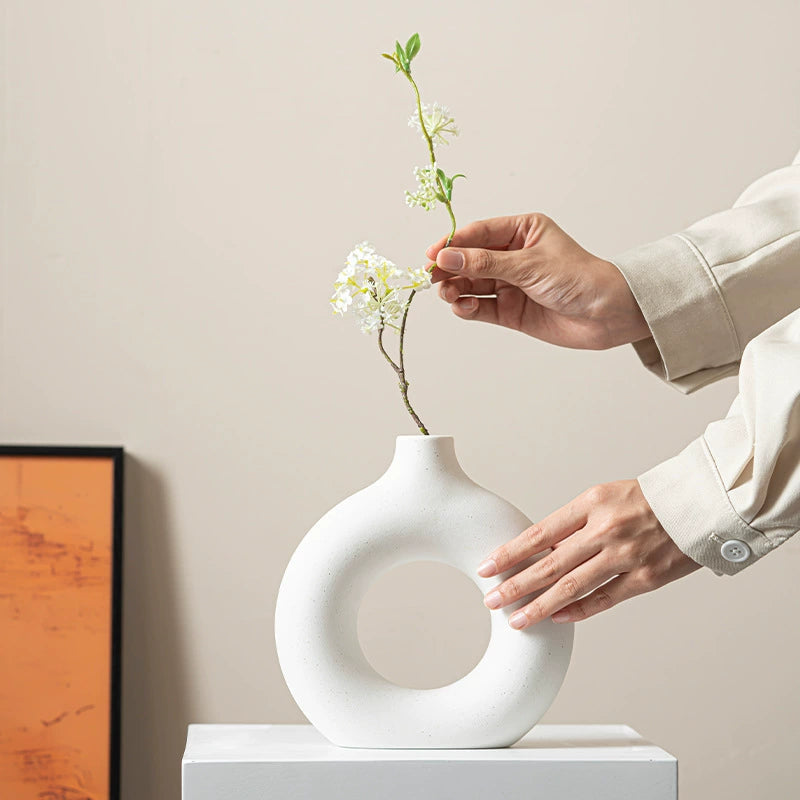 Modern Nordic Circle Ceramic Vase
