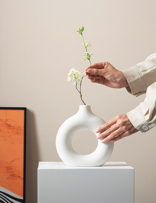 Modern Nordic Circle Ceramic Vase